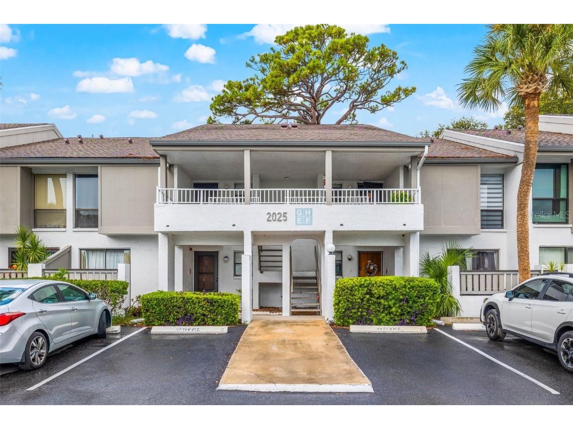 2025 Lakewood Club Drive S #5-H Saint Petersburg FL 33712 U8209390 image1