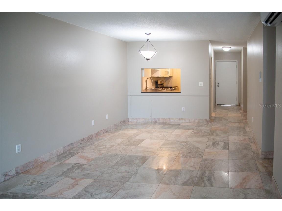 2025 Lakewood Club Drive S #5K Saint Petersburg FL 33712 TB8430775 image2