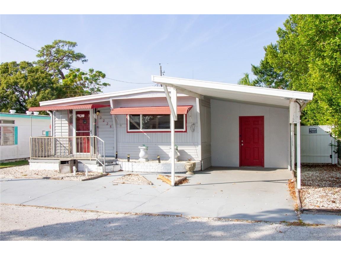 2025 Melody Drive Holiday FL 34691 TB8449289 image1