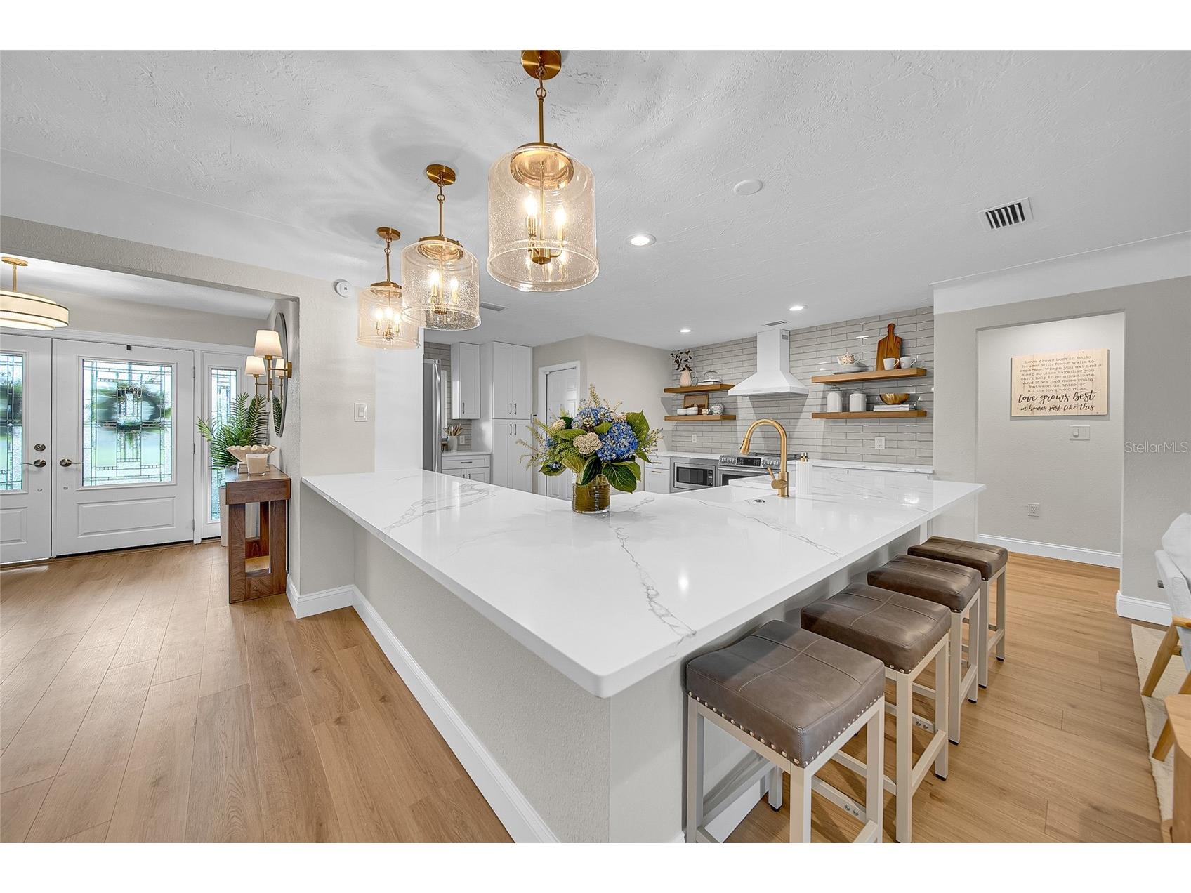 2025 Michigan Avenue NE Saint Petersburg FL 33703 - TAMPA BAY TB8415563 image11