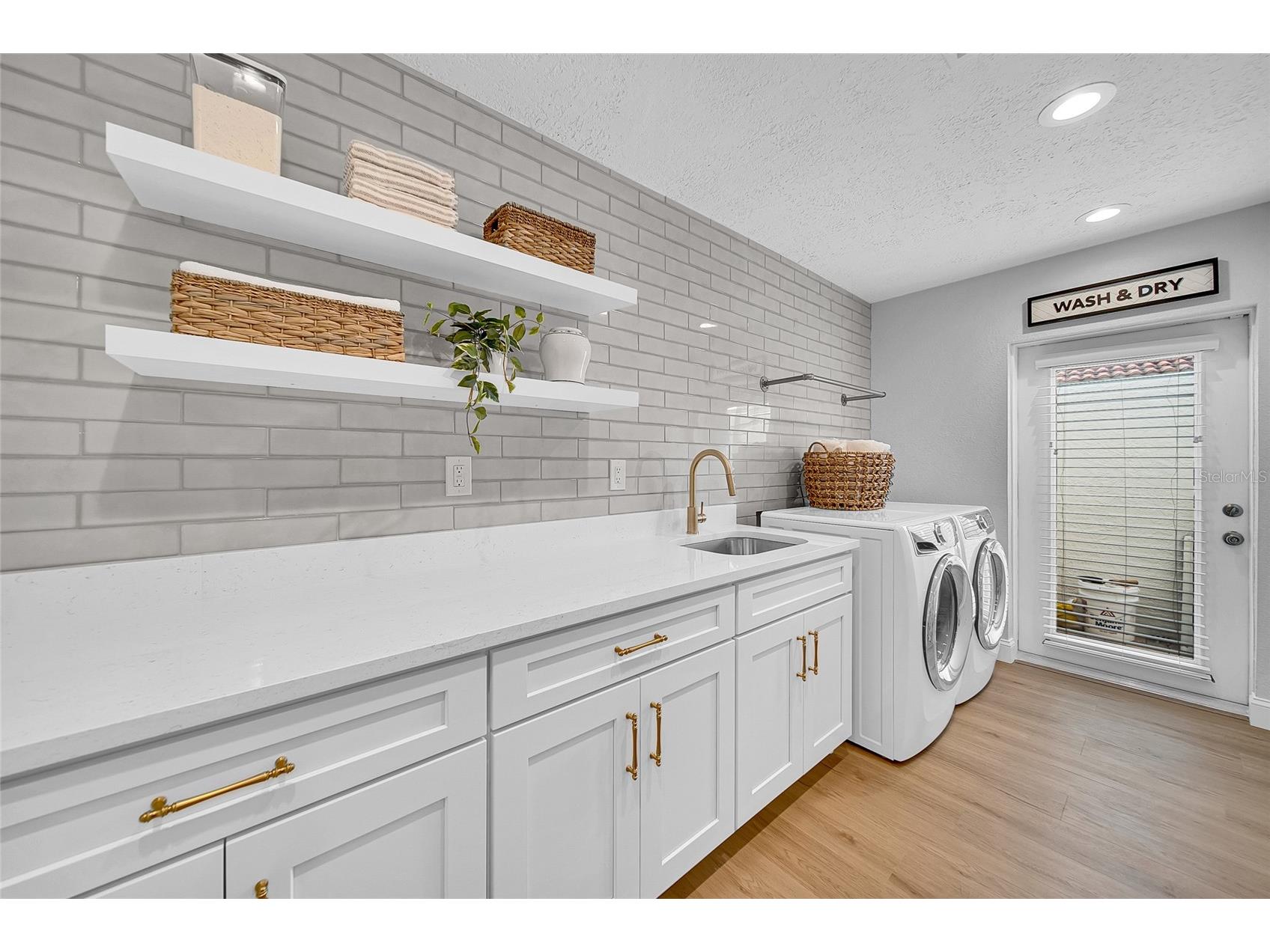 2025 Michigan Avenue NE Saint Petersburg FL 33703 - TAMPA BAY TB8415563 image13