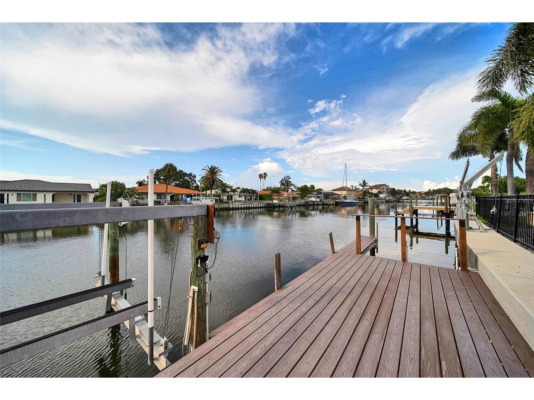 2025 Michigan Avenue NE Saint Petersburg FL 33703 - TAMPA BAY TB8415563 image28