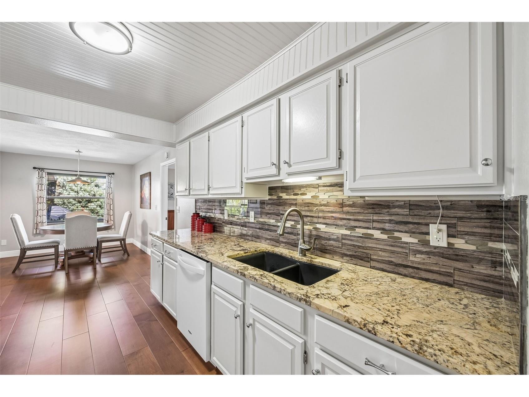 2025 New Bedford Drive Sun City Center FL 33573 TB8511425 image13