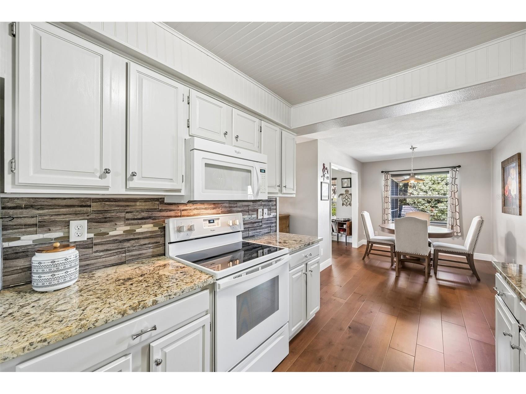 2025 New Bedford Drive Sun City Center FL 33573 TB8511425 image14