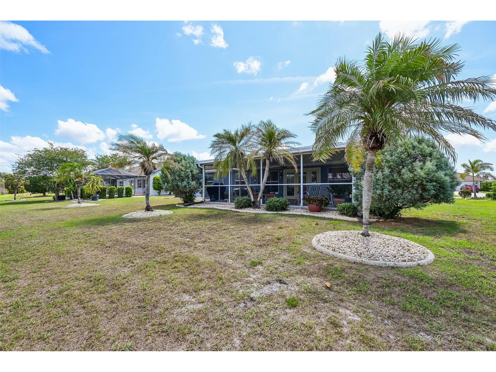 2025 New Bedford Drive Sun City Center FL 33573 TB8511425 image34