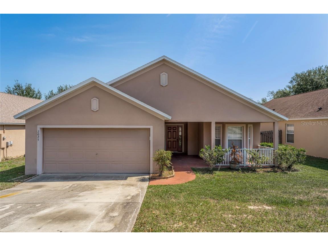 2025 Newtown Road Groveland FL 34736 G5068879 image1
