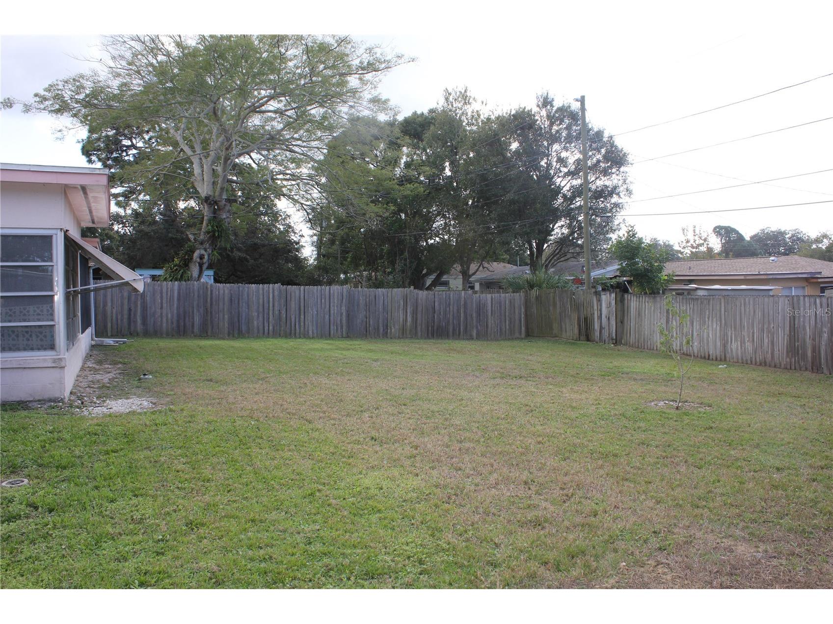 2025 Pine Ridge Drive Clearwater FL 33763 TB8494699 image14