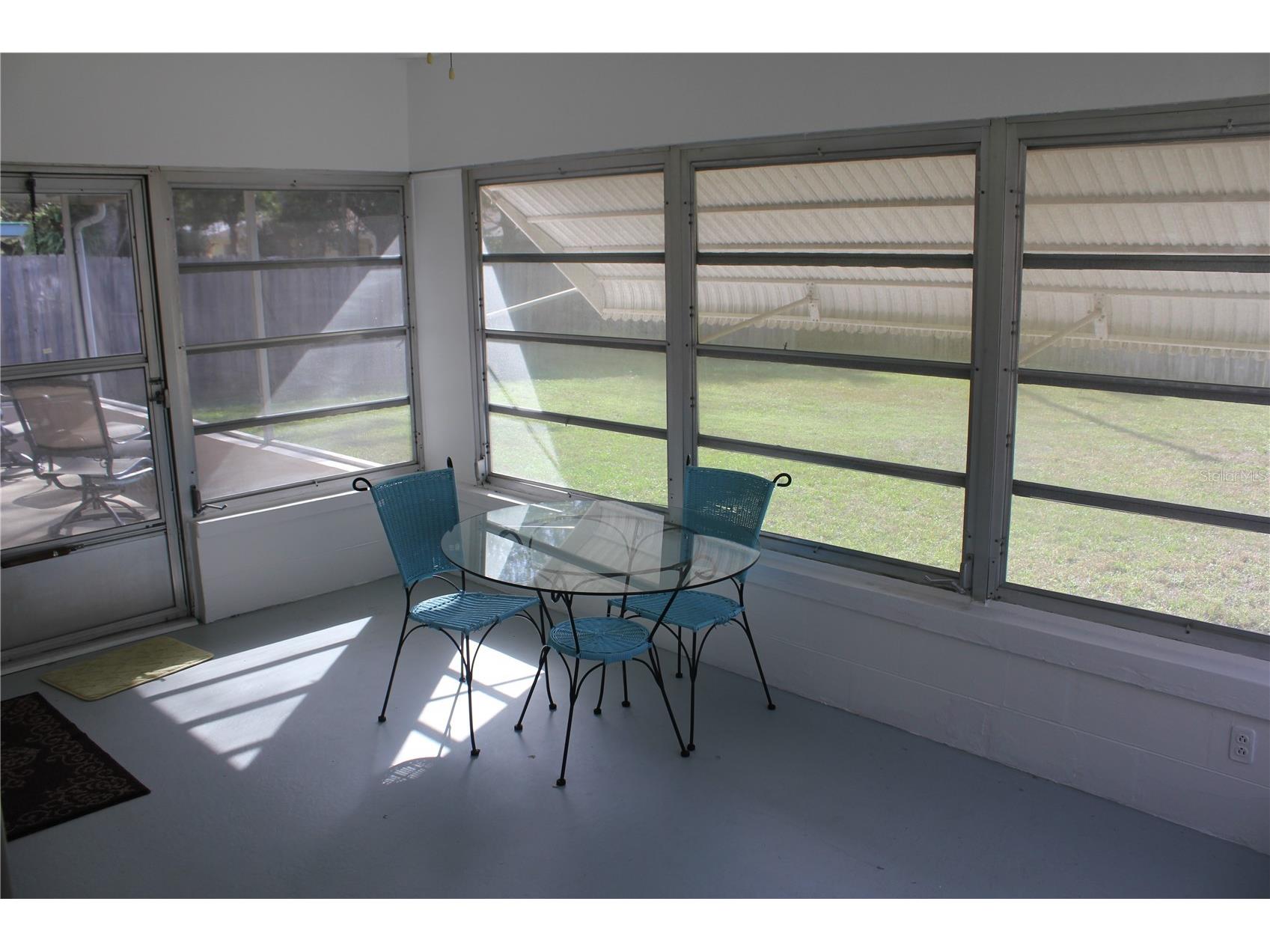 2025 Pine Ridge Drive Clearwater FL 33763 TB8494699 image9