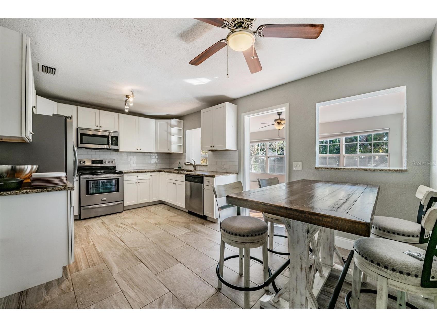 2025 Plaza Dolores Clearwater FL 33755 TB8460060 image12
