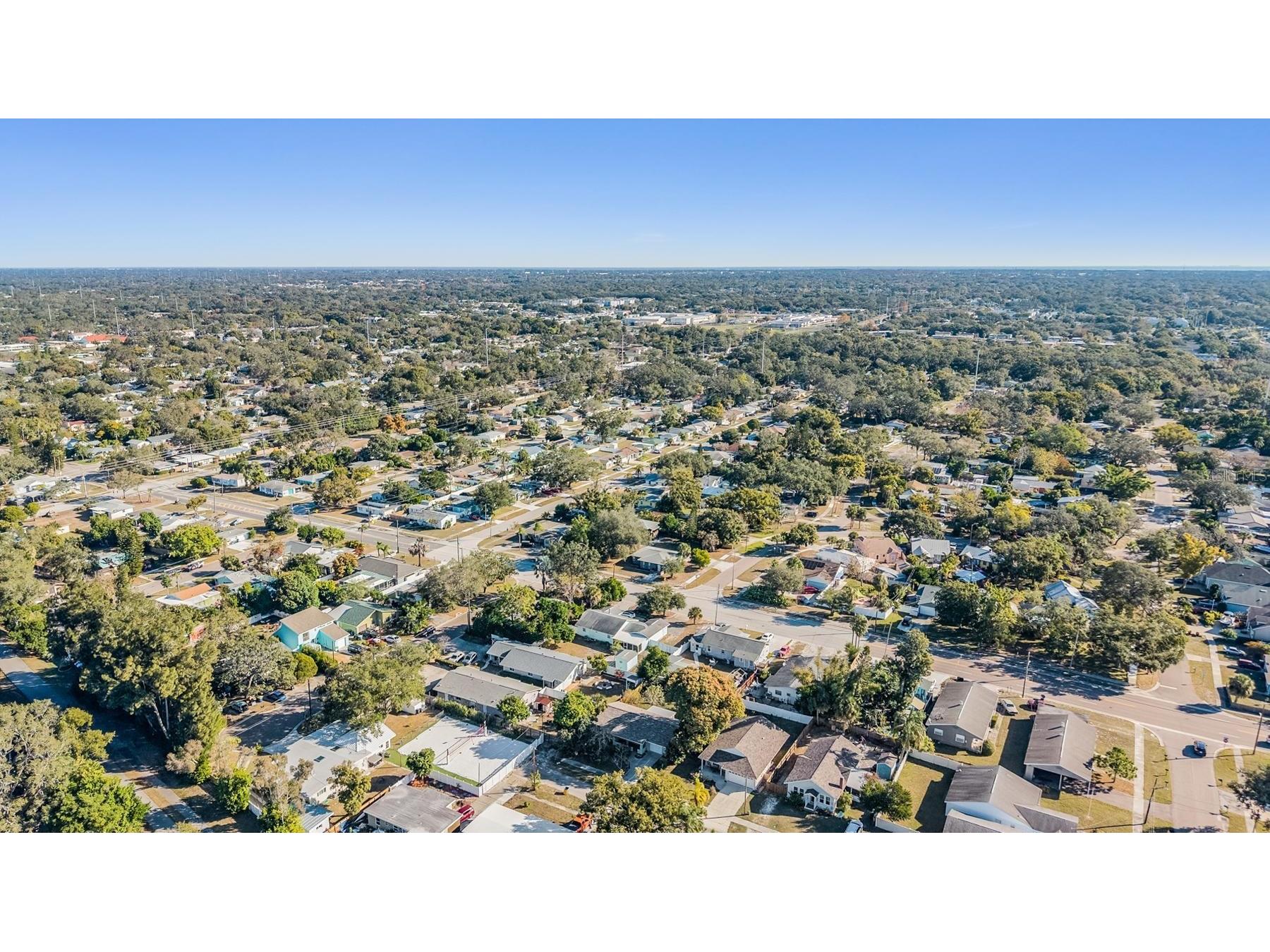 2025 Plaza Dolores Clearwater FL 33755 TB8460060 image27