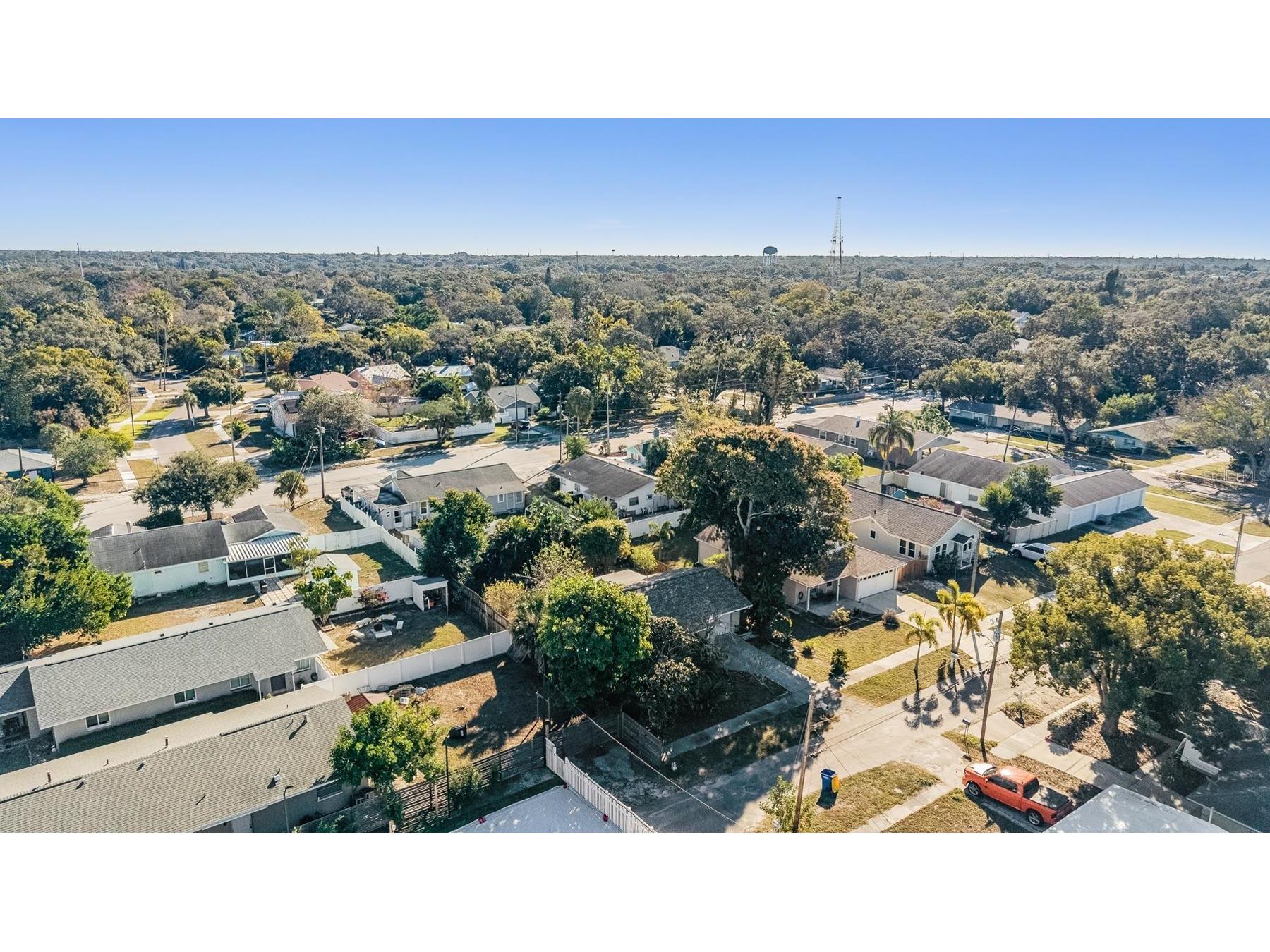 2025 Plaza Dolores Clearwater FL 33755 TB8460060 image30