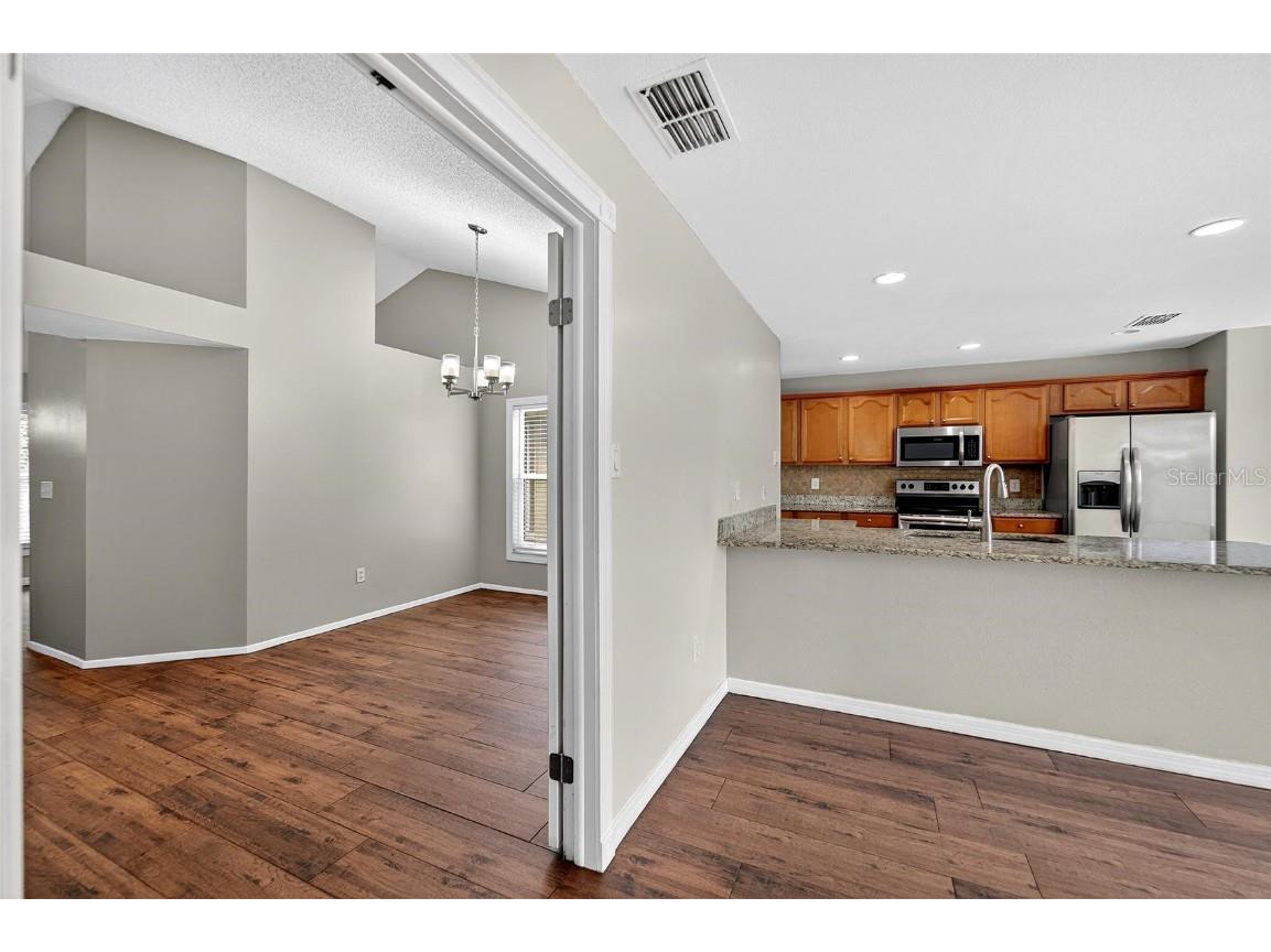 2025 Shadow Pine Drive Brandon FL 33511 TB8427152 image15