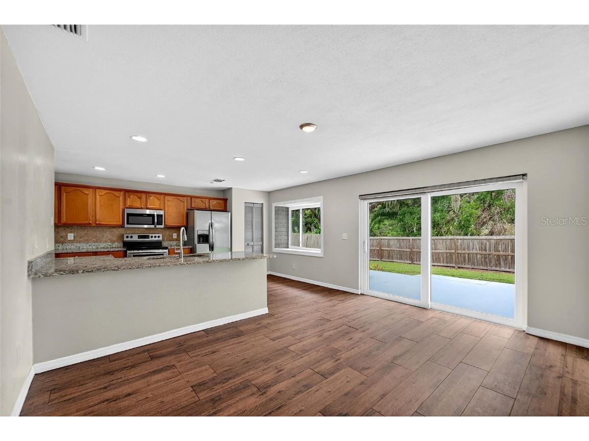 2025 Shadow Pine Drive Brandon FL 33511 TB8427152 image16