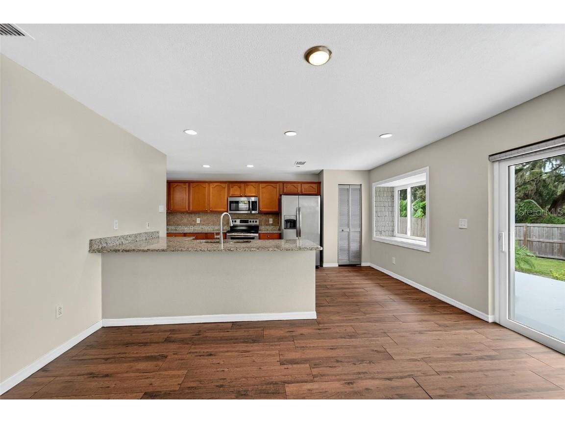 2025 Shadow Pine Drive Brandon FL 33511 TB8427152 image17