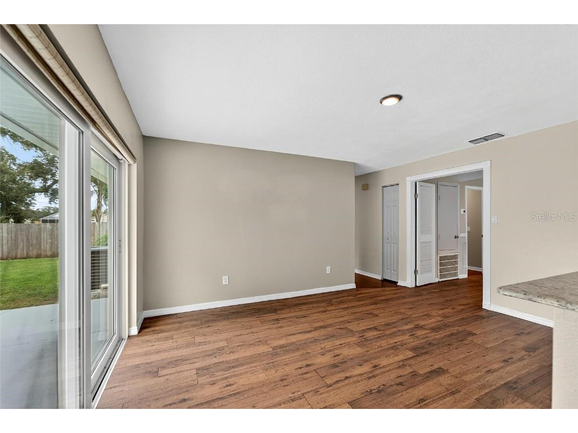 2025 Shadow Pine Drive Brandon FL 33511 TB8427152 image19