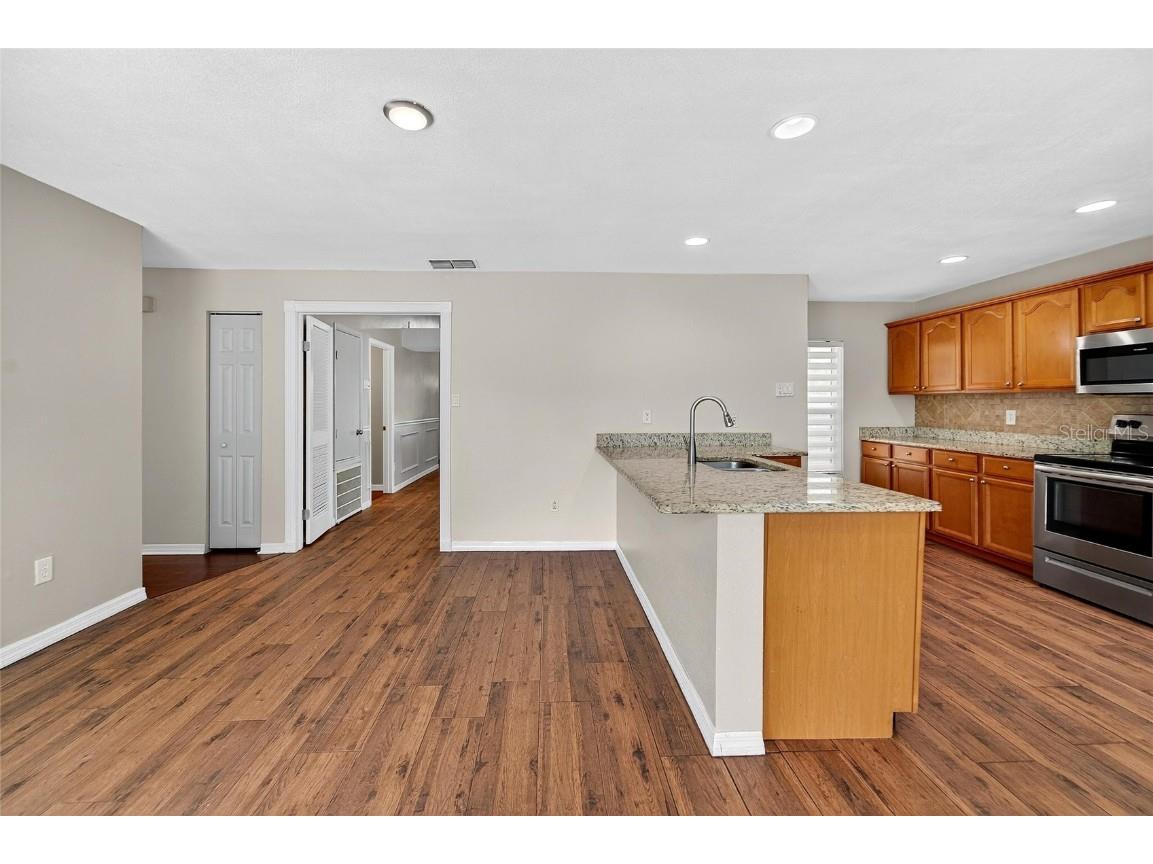 2025 Shadow Pine Drive Brandon FL 33511 TB8427152 image21