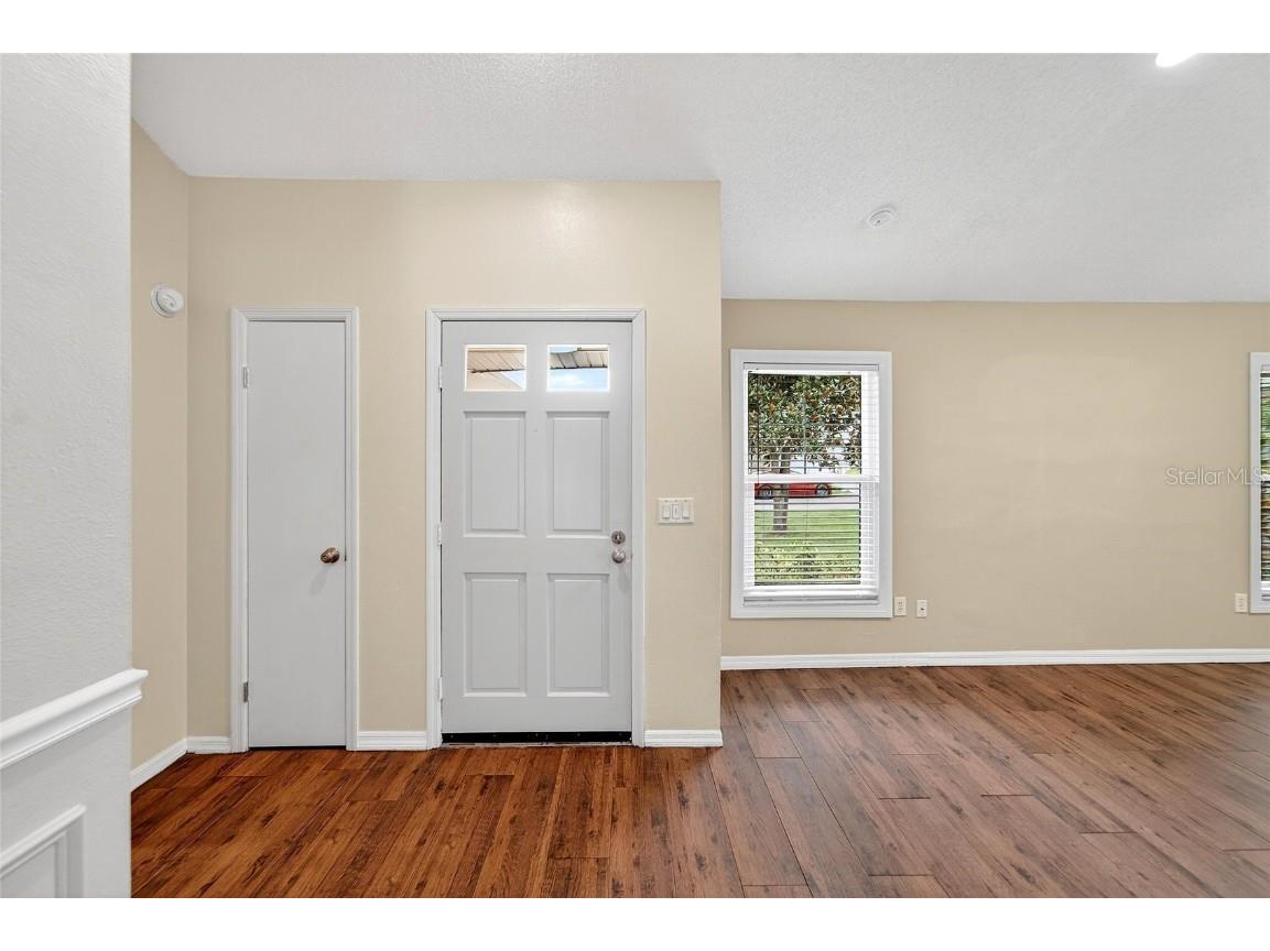 2025 Shadow Pine Drive Brandon FL 33511 TB8427152 image4