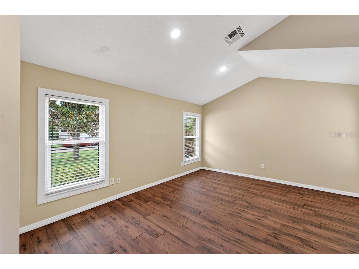 2025 Shadow Pine Drive Brandon FL 33511 TB8427152 image6