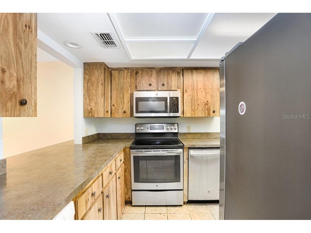 2025 Sylvester Road #C2 Lakeland FL 33803 L4960483 image7