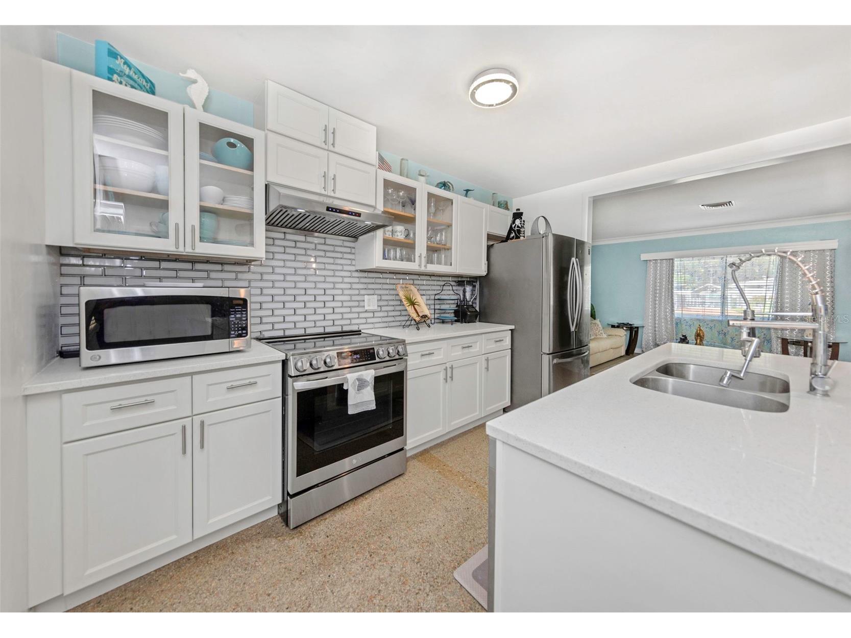 2025 Temple Terrace Clearwater FL 33764 S5148158 image15