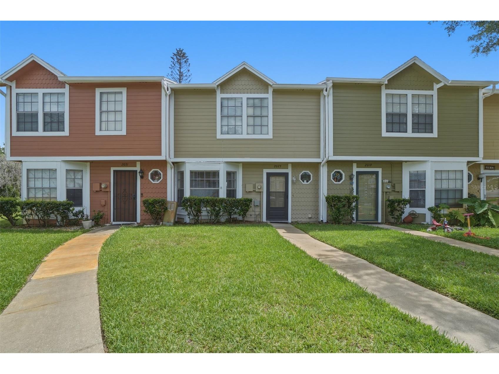 2025 Waterleaf Street Orlando FL 32837 O6409025 image1