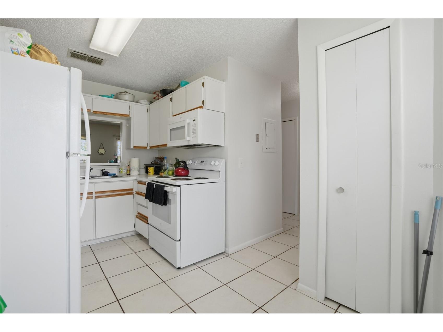 2025 Waterleaf Street Orlando FL 32837 O6409025 image14