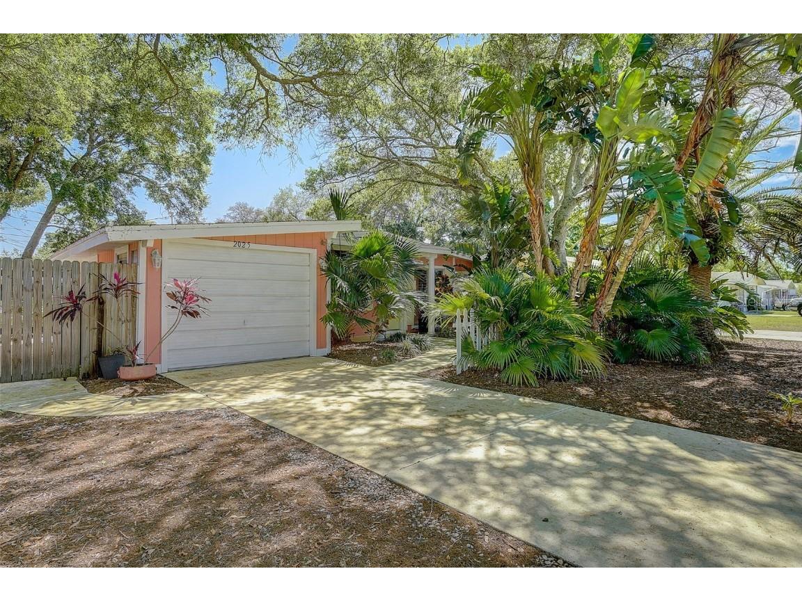 2025 Yale Avenue Dunedin FL 34698 T3514017 image1
