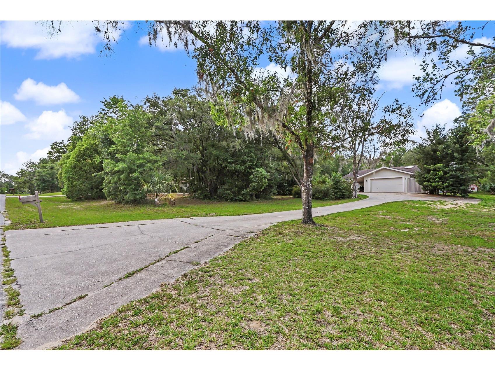 20250 SW 93 Lane Road Dunnellon FL 34431 - THE RAINBOW RIVER OM725162 image2