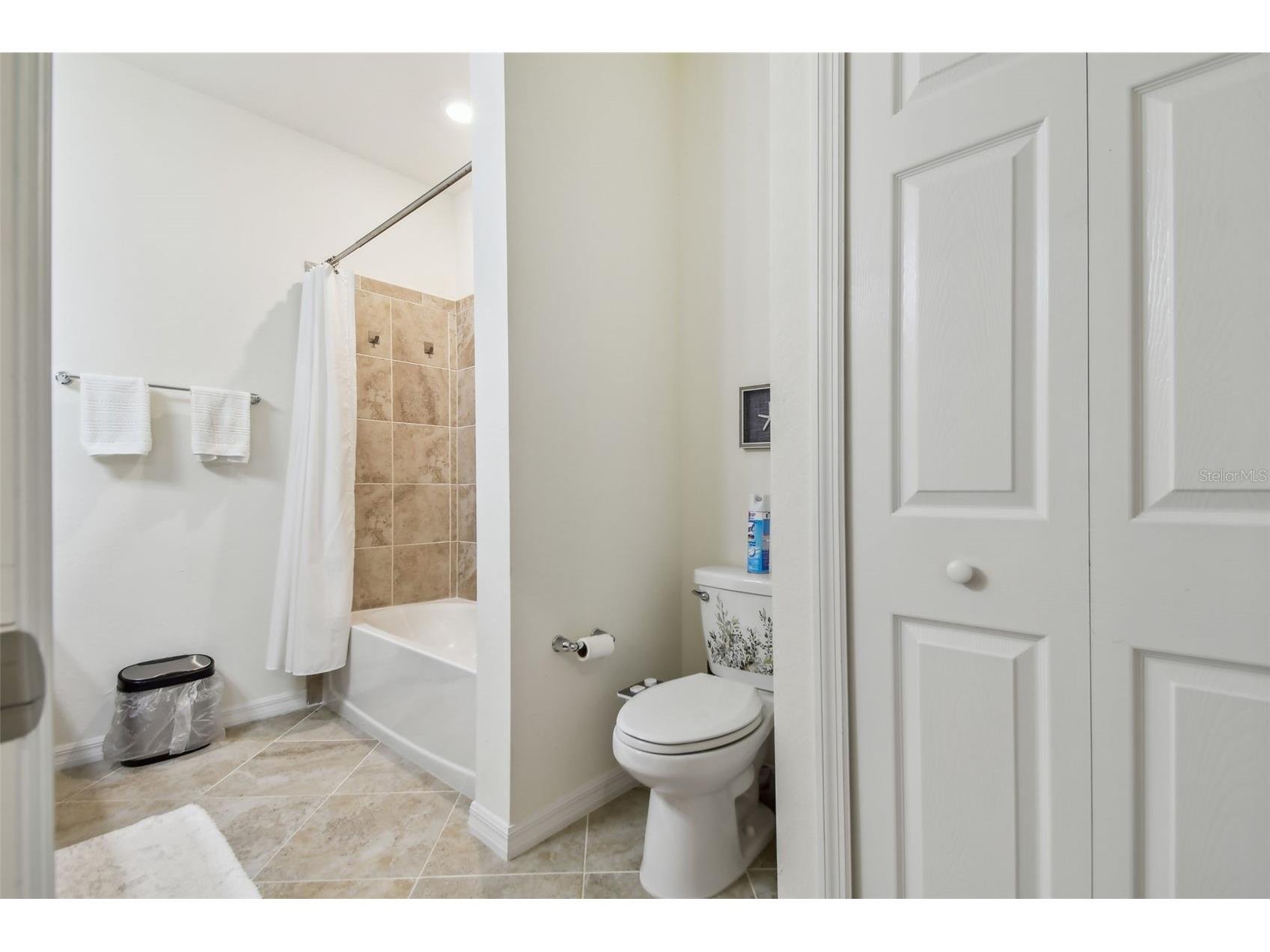 20252 Lagente Circle Venice FL 34293 TB8506190 image40