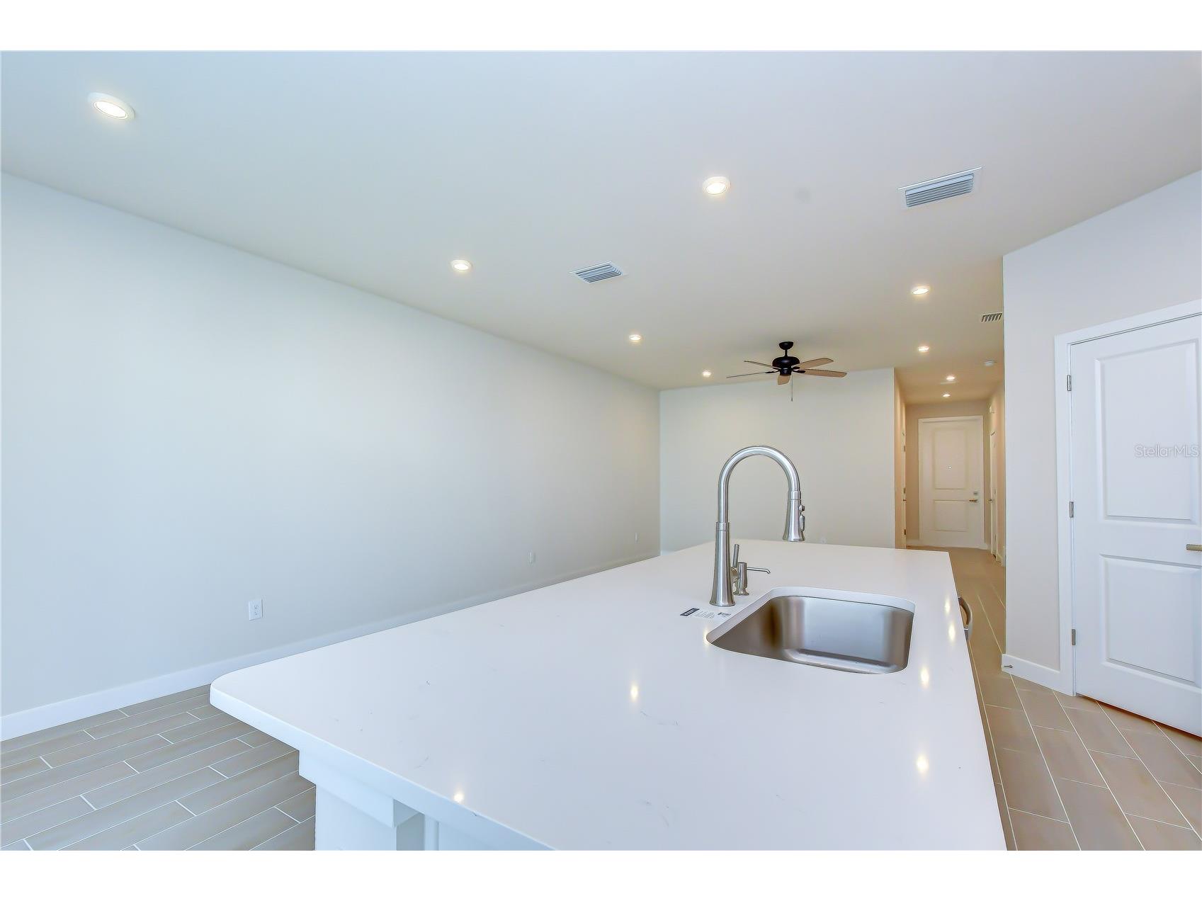 20253 Lou Angela Lane Lutz FL 33558 TB8524239 image13