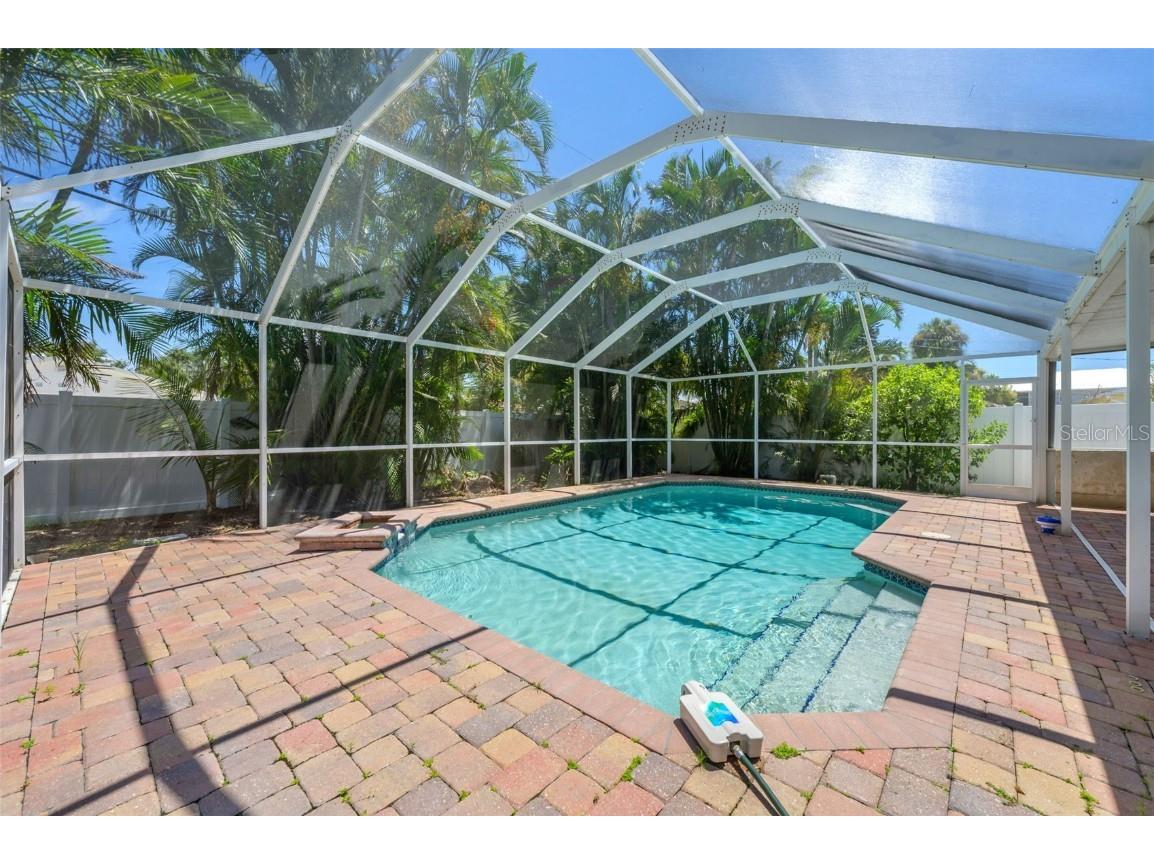 2026 Bayou Grande Boulevard NE Saint Petersburg FL 33703 TB8414739 image2