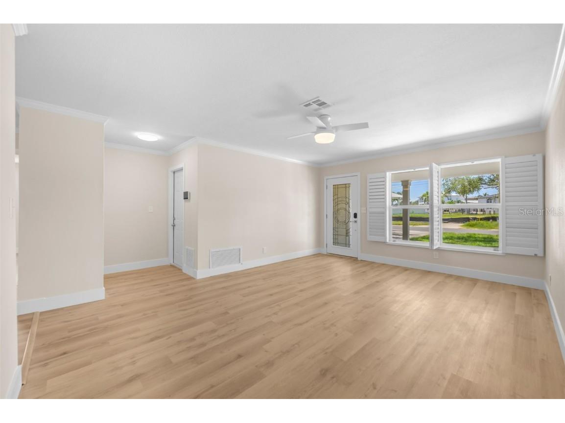 2026 Bayou Grande Boulevard NE Saint Petersburg FL 33703 TB8414739 image5