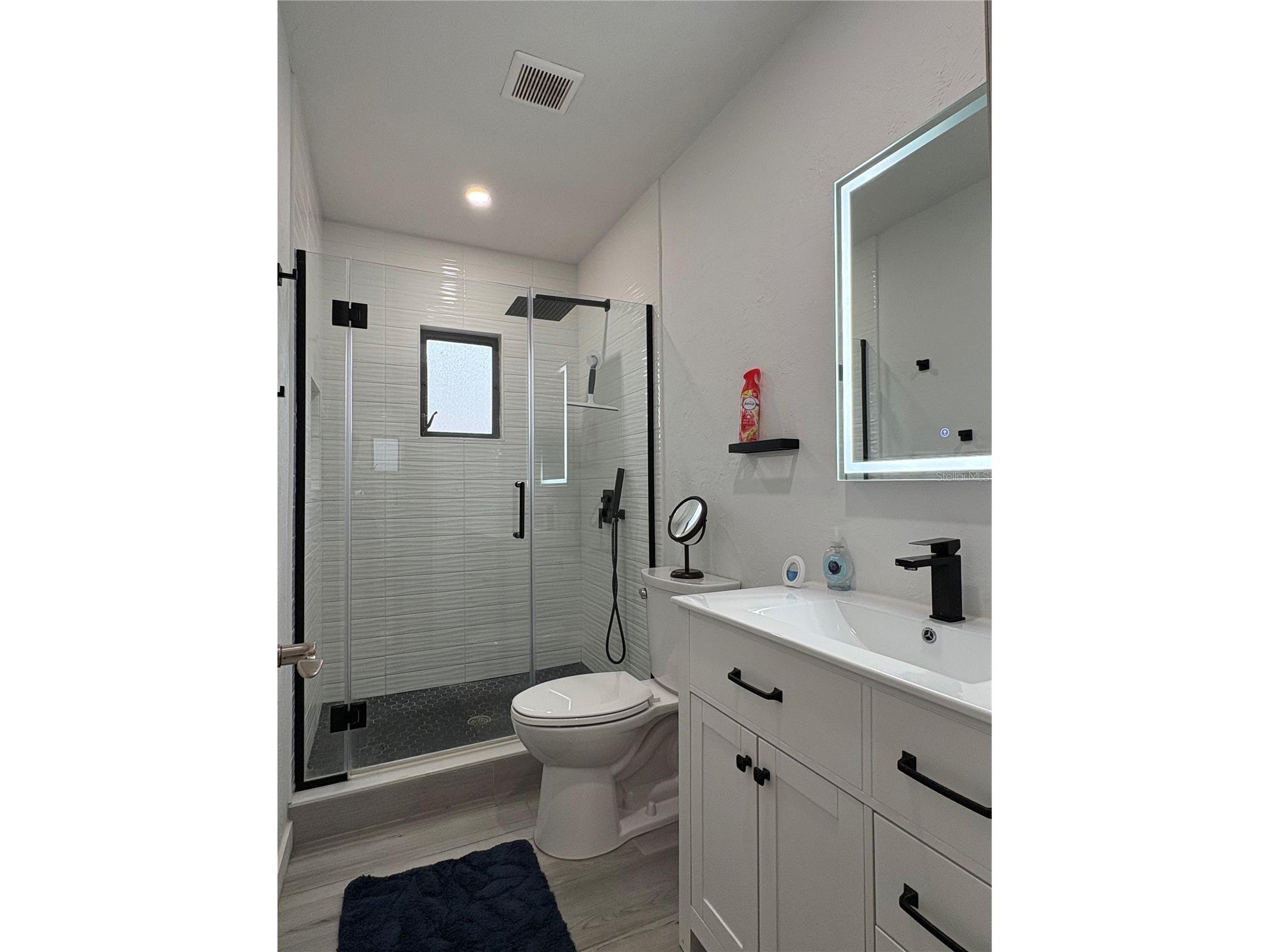 2026 Grove Street Sarasota FL 34239 A4696267 image11