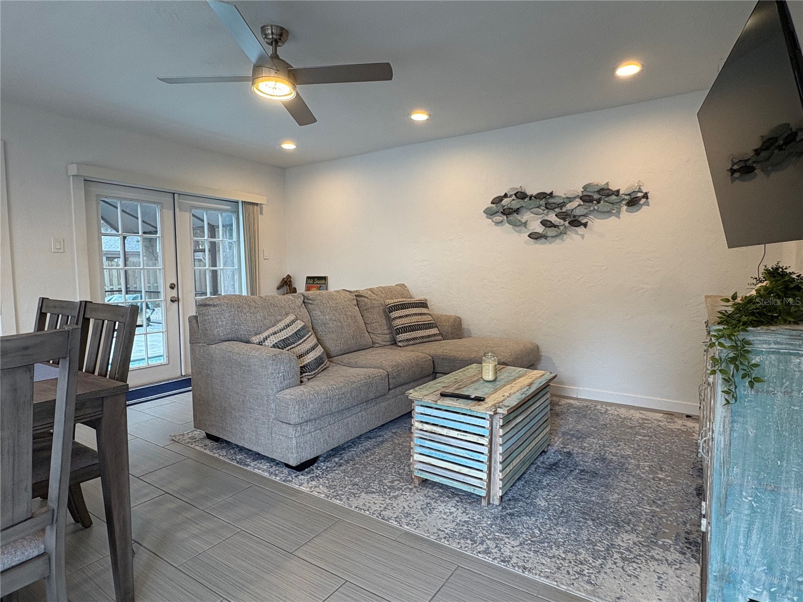 2026 Grove Street Sarasota FL 34239 A4696267 image18