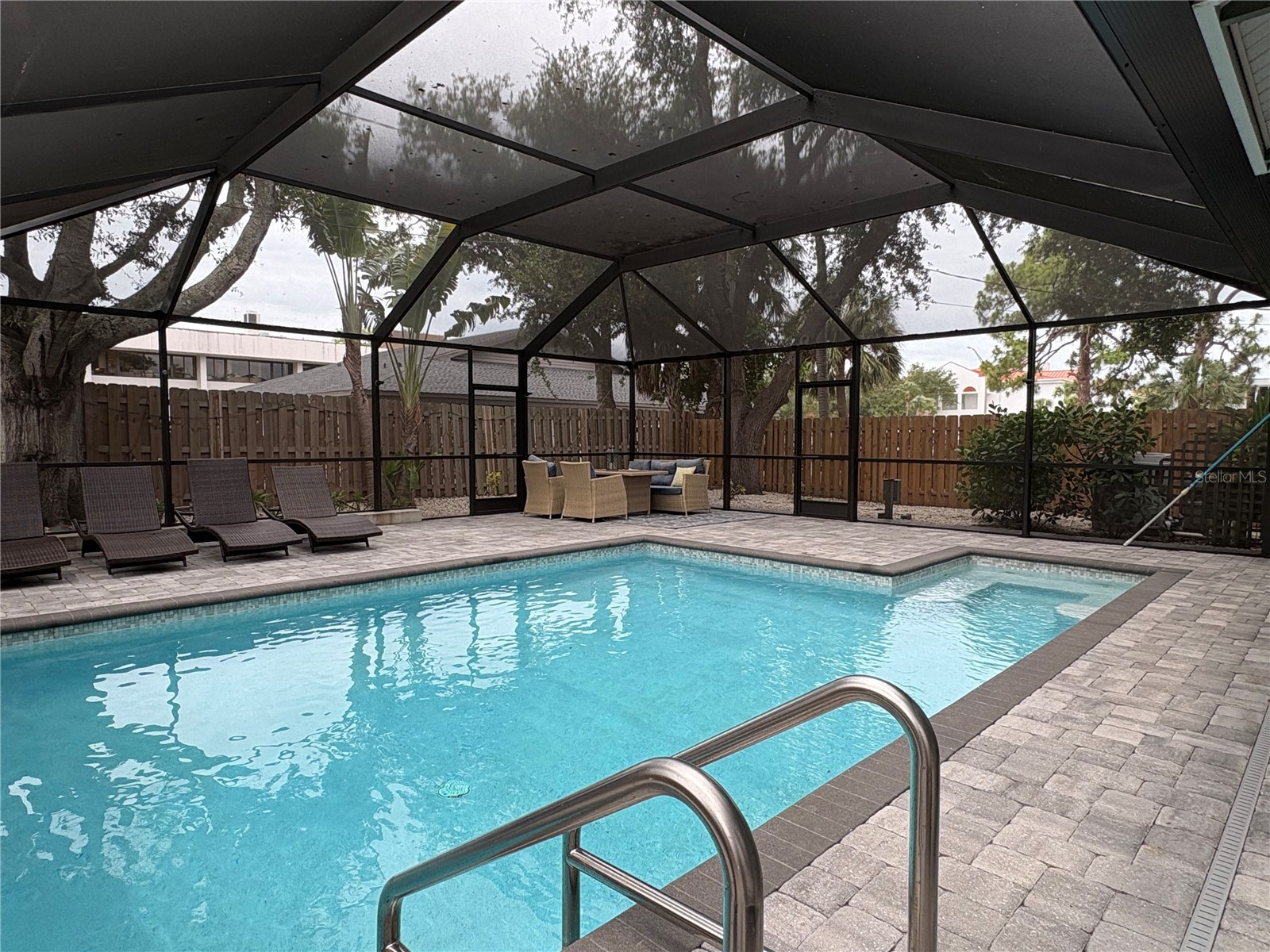 2026 Grove Street Sarasota FL 34239 A4696267 image2