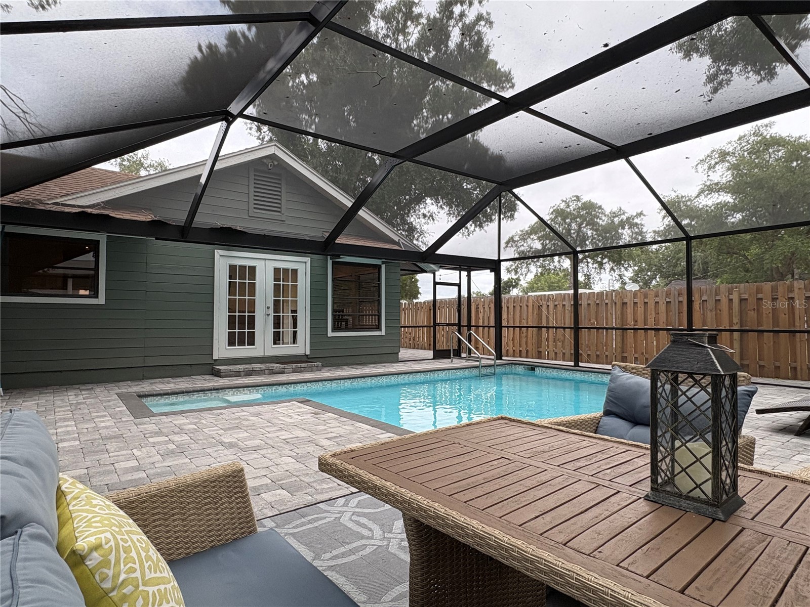 2026 Grove Street Sarasota FL 34239 A4696267 image24