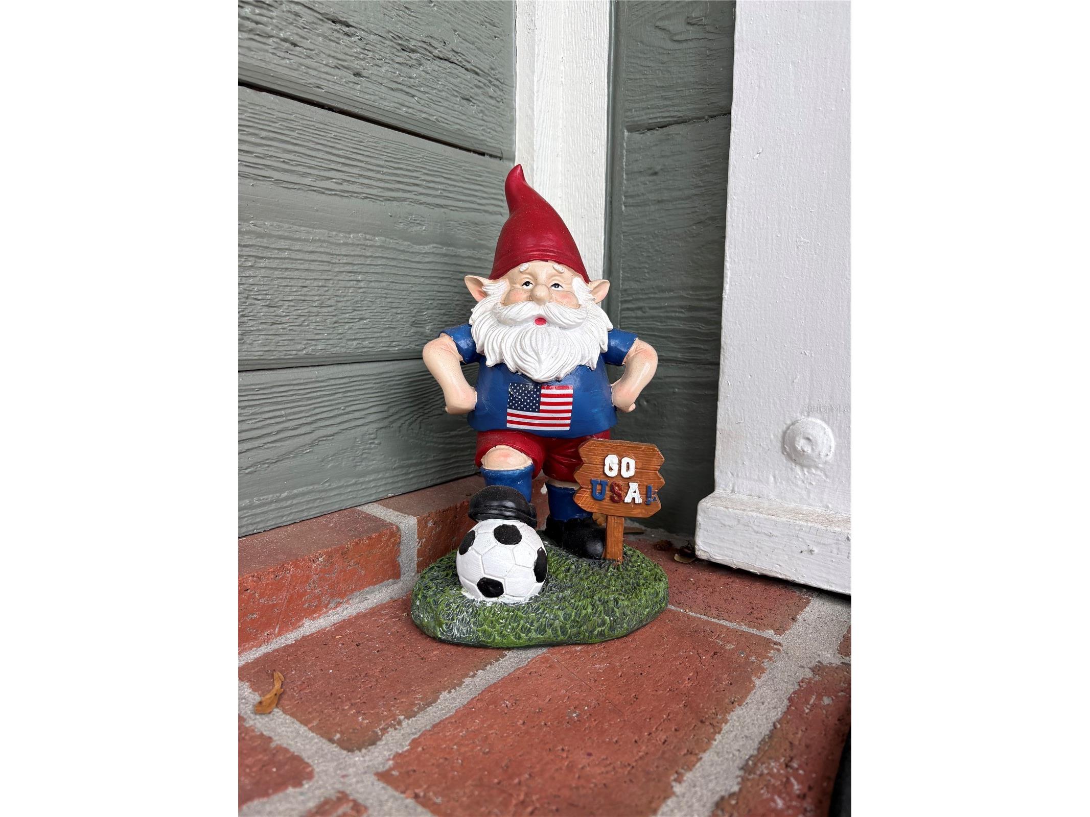 2026 Grove Street Sarasota FL 34239 A4696267 image33