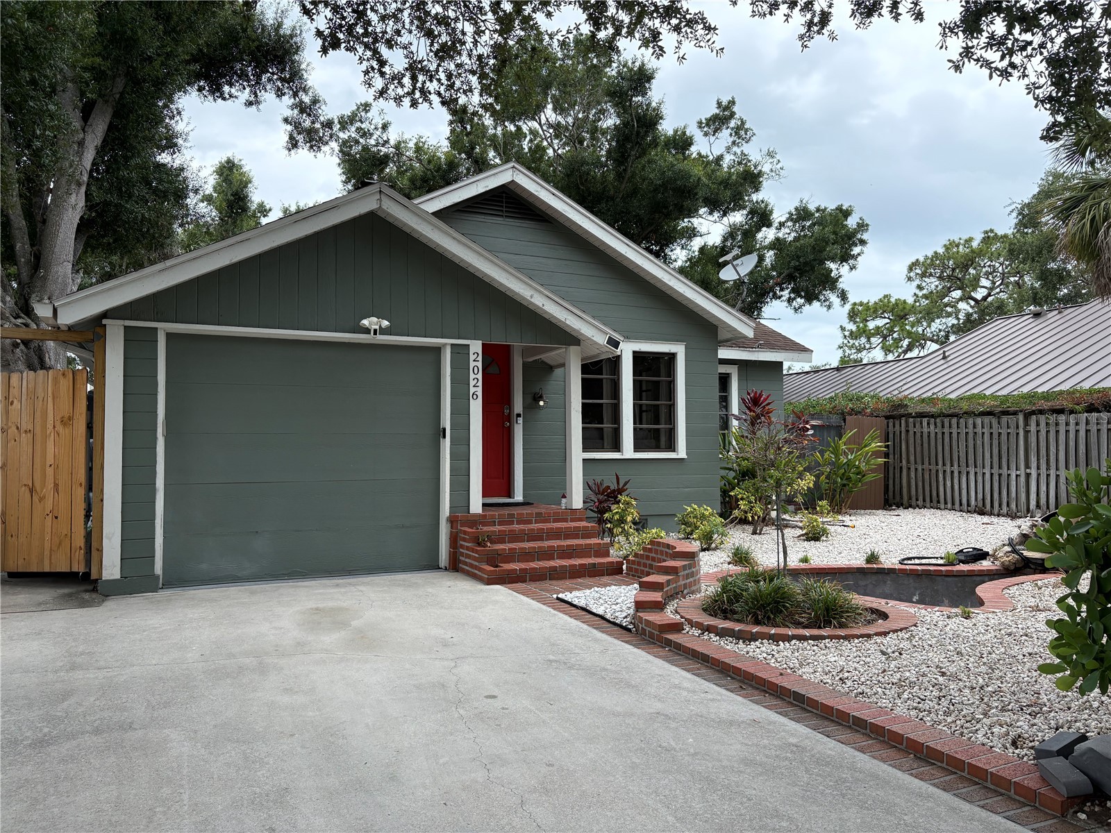 2026 Grove Street Sarasota FL 34239 A4696267 image38