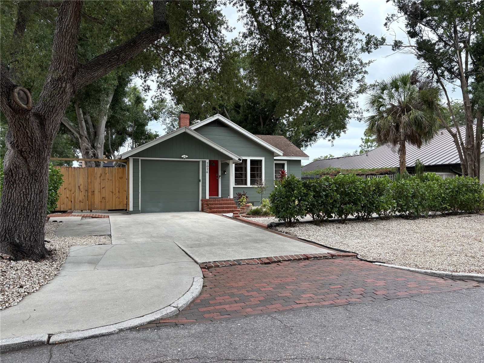 2026 Grove Street Sarasota FL 34239 A4696267 image39