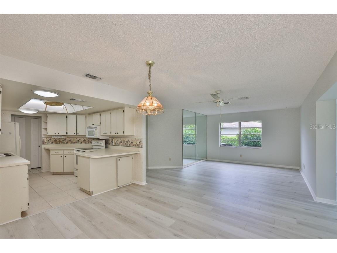 2026 Hawkhurst Circle Sun City Center FL 33573 TB8432667 image14