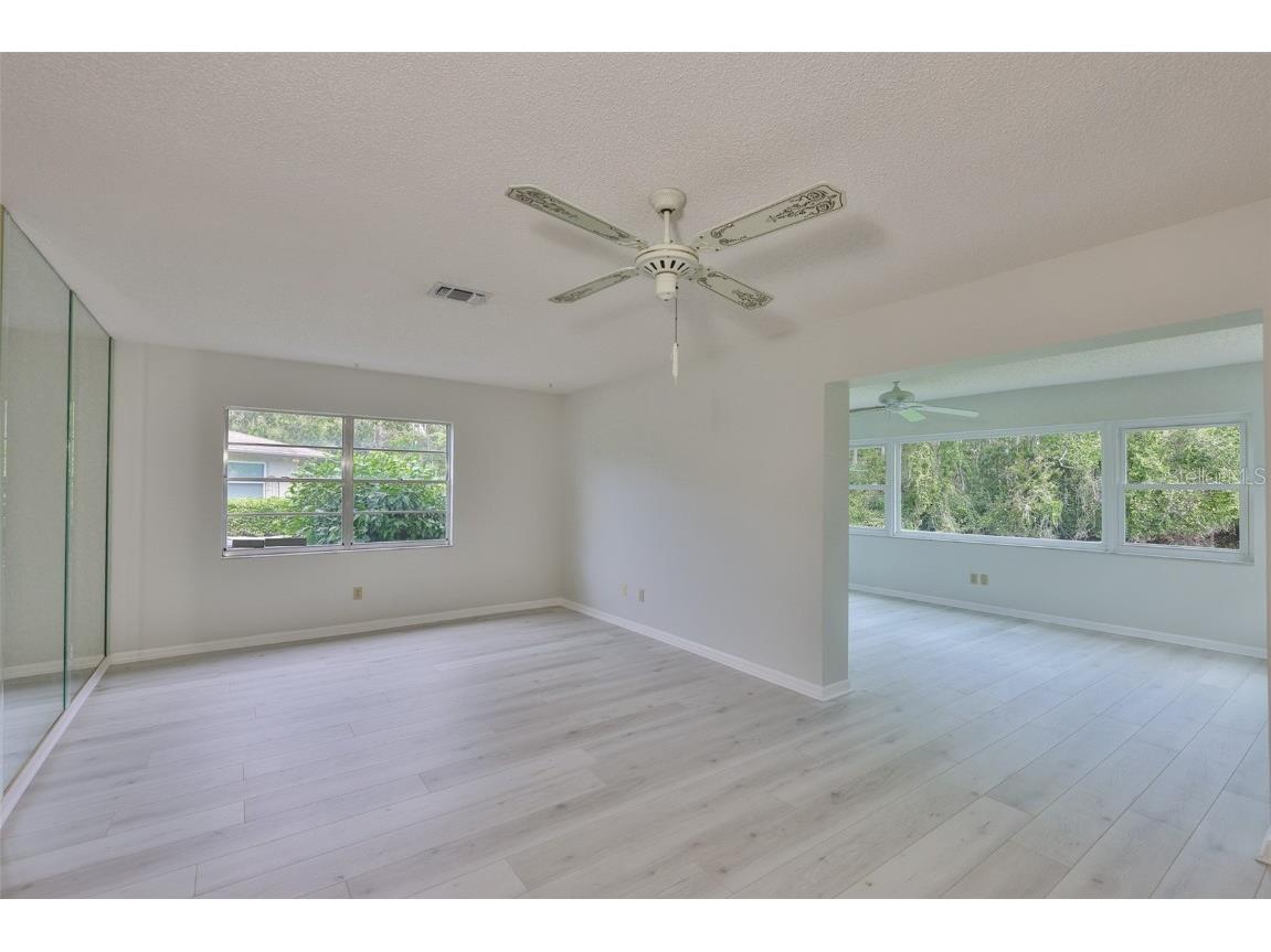 2026 Hawkhurst Circle Sun City Center FL 33573 TB8432667 image4