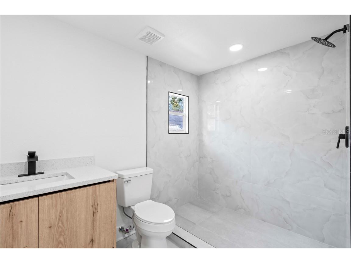 2026 Pinecrest Way Clearwater FL 33755 TB8431759 image30