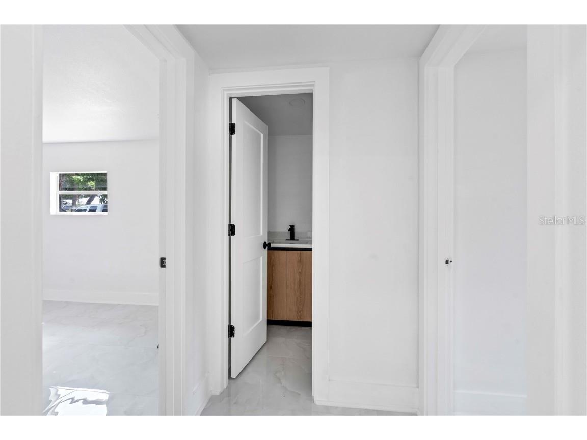 2026 Pinecrest Way Clearwater FL 33755 TB8431759 image33