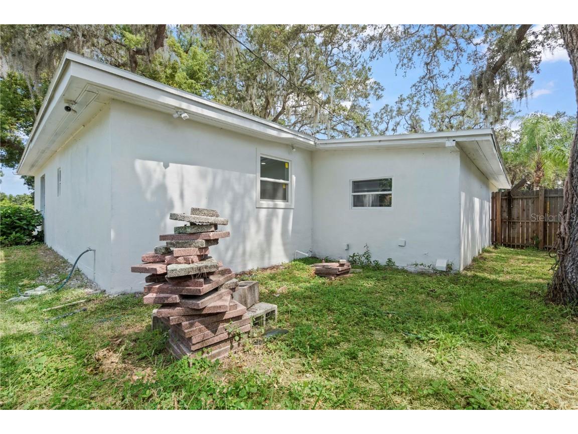 2026 Pinecrest Way Clearwater FL 33755 TB8431759 image9