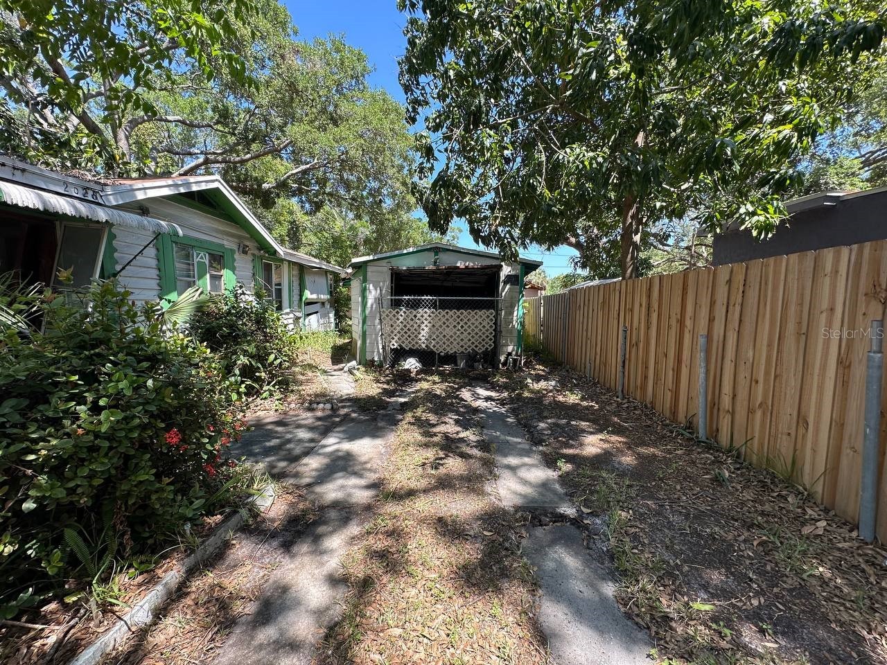 2026 Seminole Boulevard S Saint Petersburg FL 33705 A4692112 image2