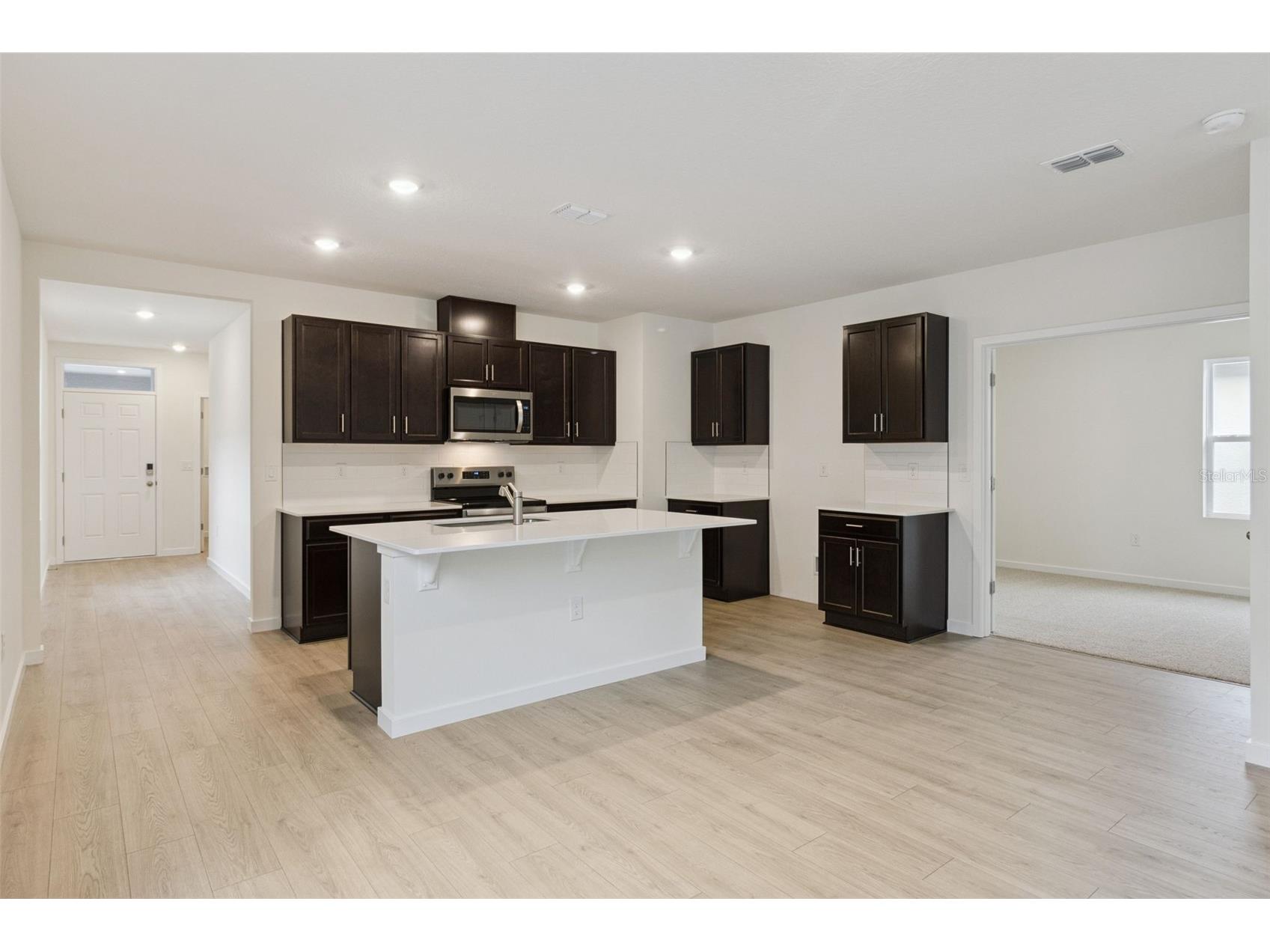 2026 Walnut Creek Drive Kissimmee FL 34744 O6424608 image12