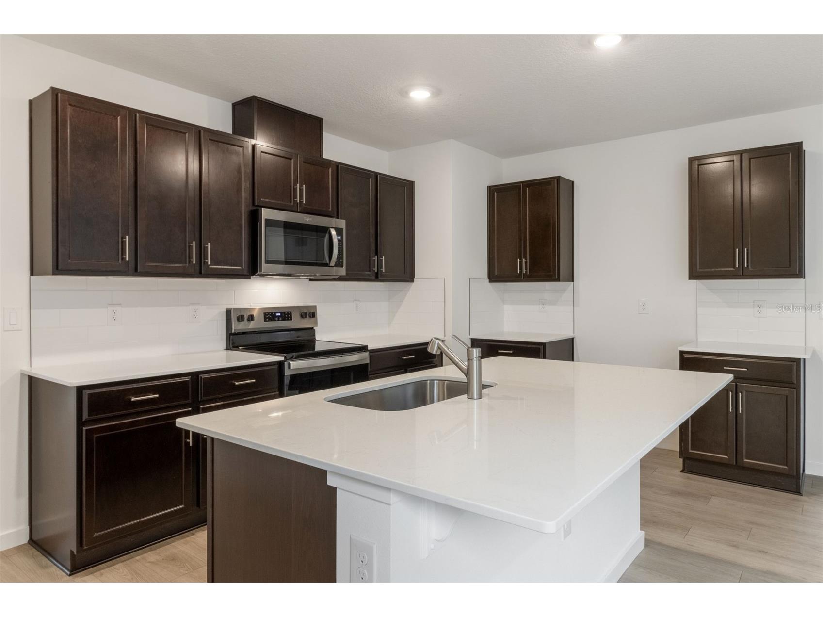 2026 Walnut Creek Drive Kissimmee FL 34744 O6424608 image15