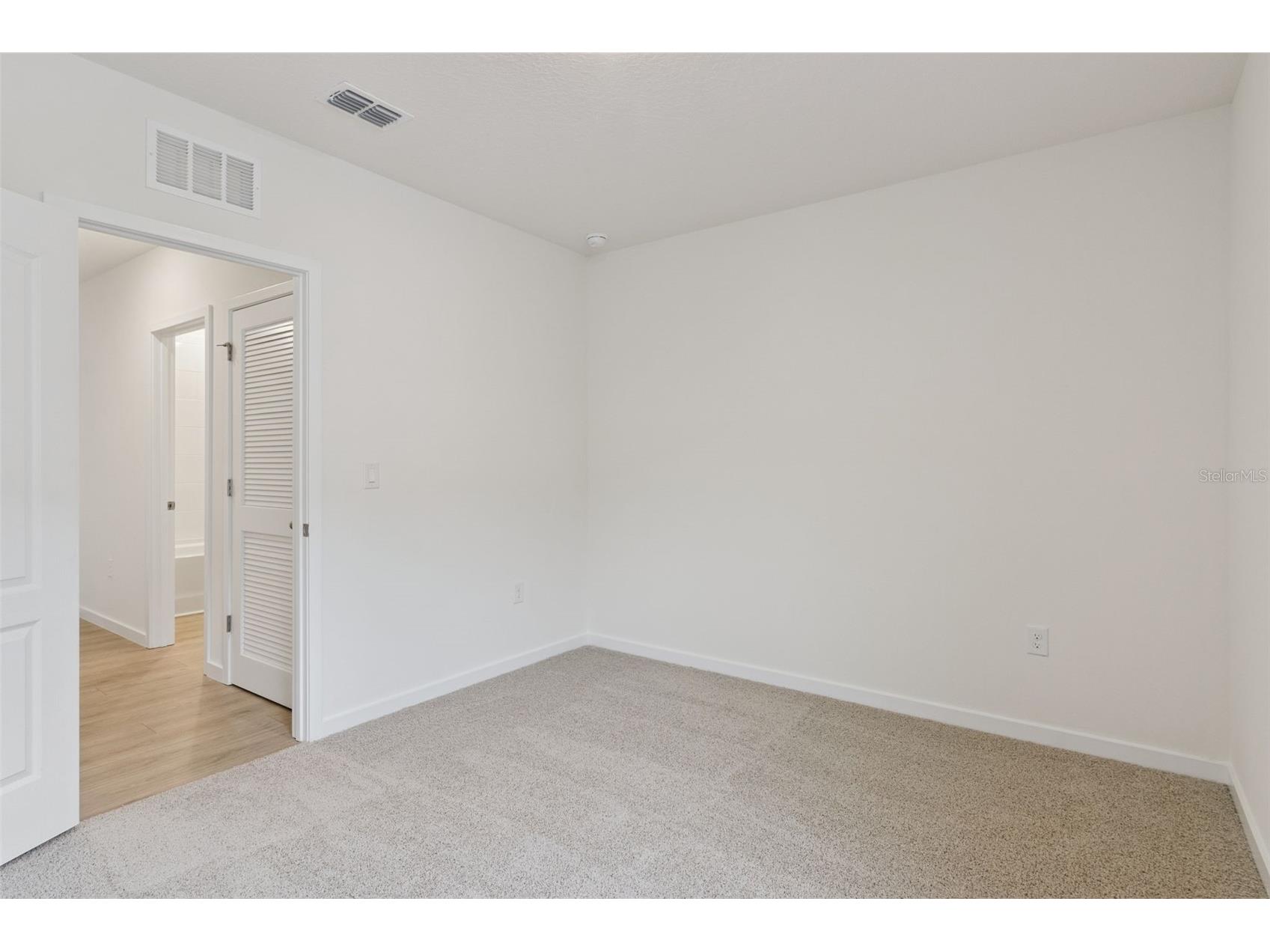 2026 Walnut Creek Drive Kissimmee FL 34744 O6424608 image19
