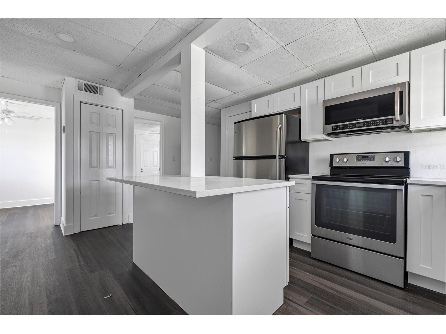 2027 1/2 30th Ave Bottom Unit N Saint Petersburg FL 33713 O6394564 image9