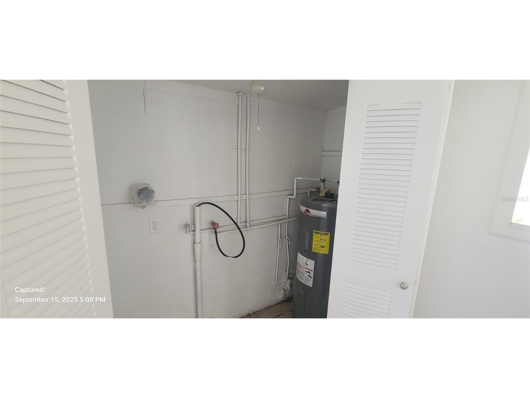 2027 Bentley Street Orlando FL 32805 O6350285 image13